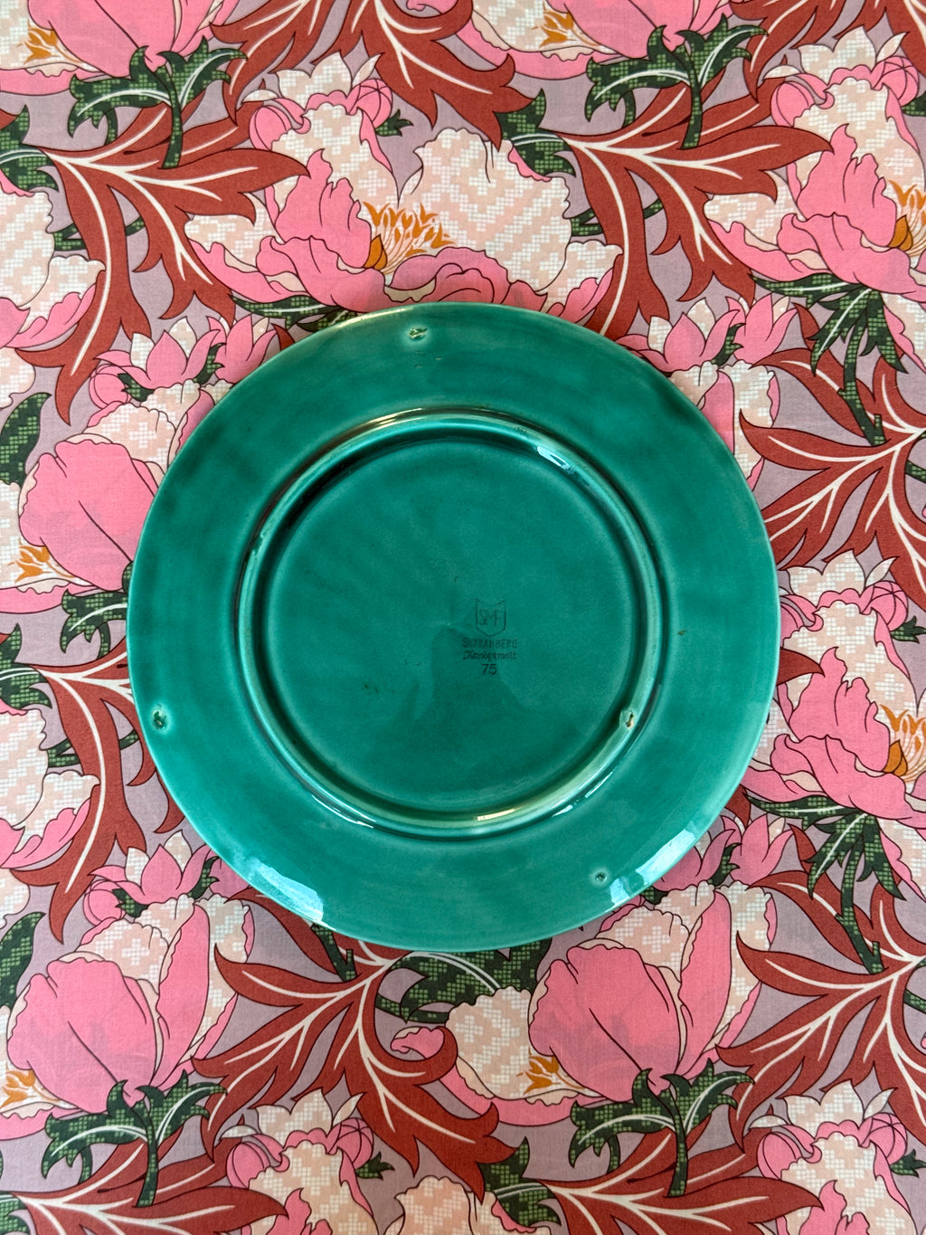 Majolika Schramberg, assiette