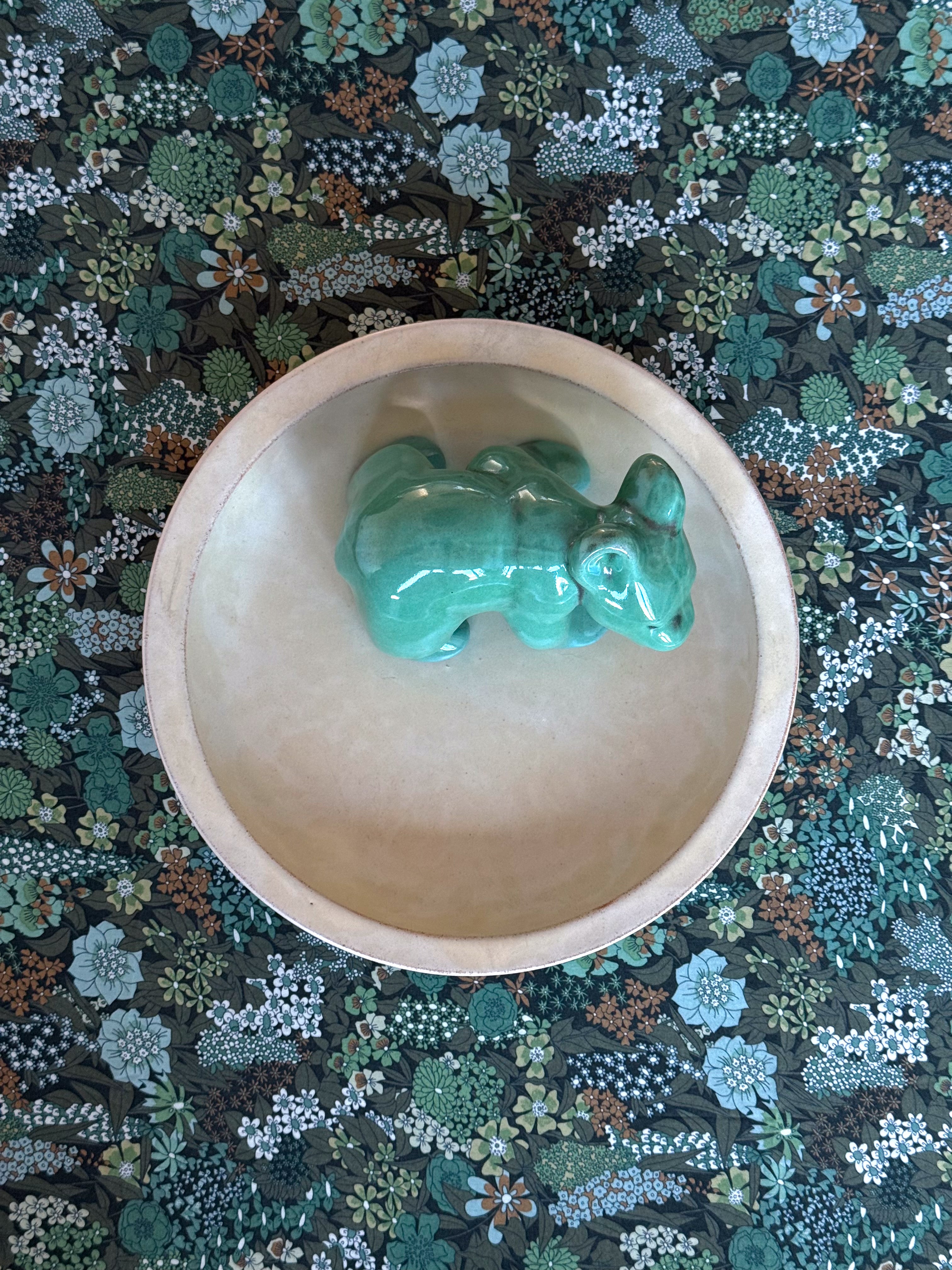 Vintage plate, Vicke Lindstrand, Uppsala Ekeby