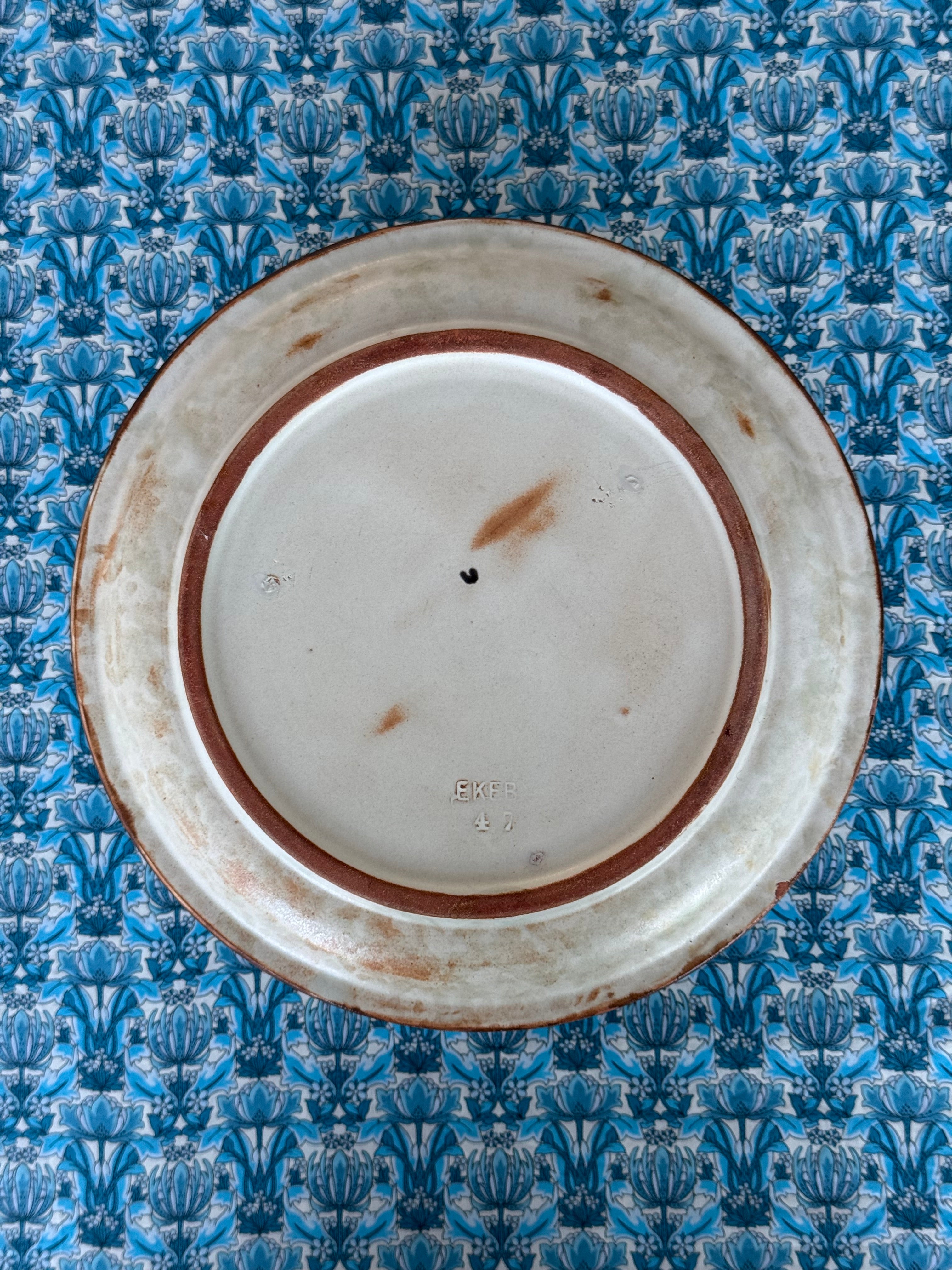 Ceramic deer plate, Uppsala Ekeby