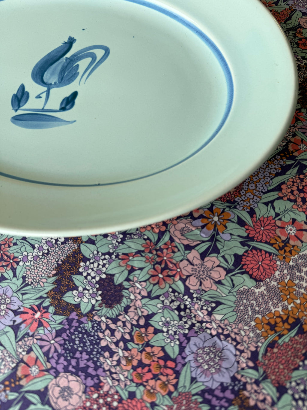 Serving plate, "Tuppservisen" by Bo Fajans