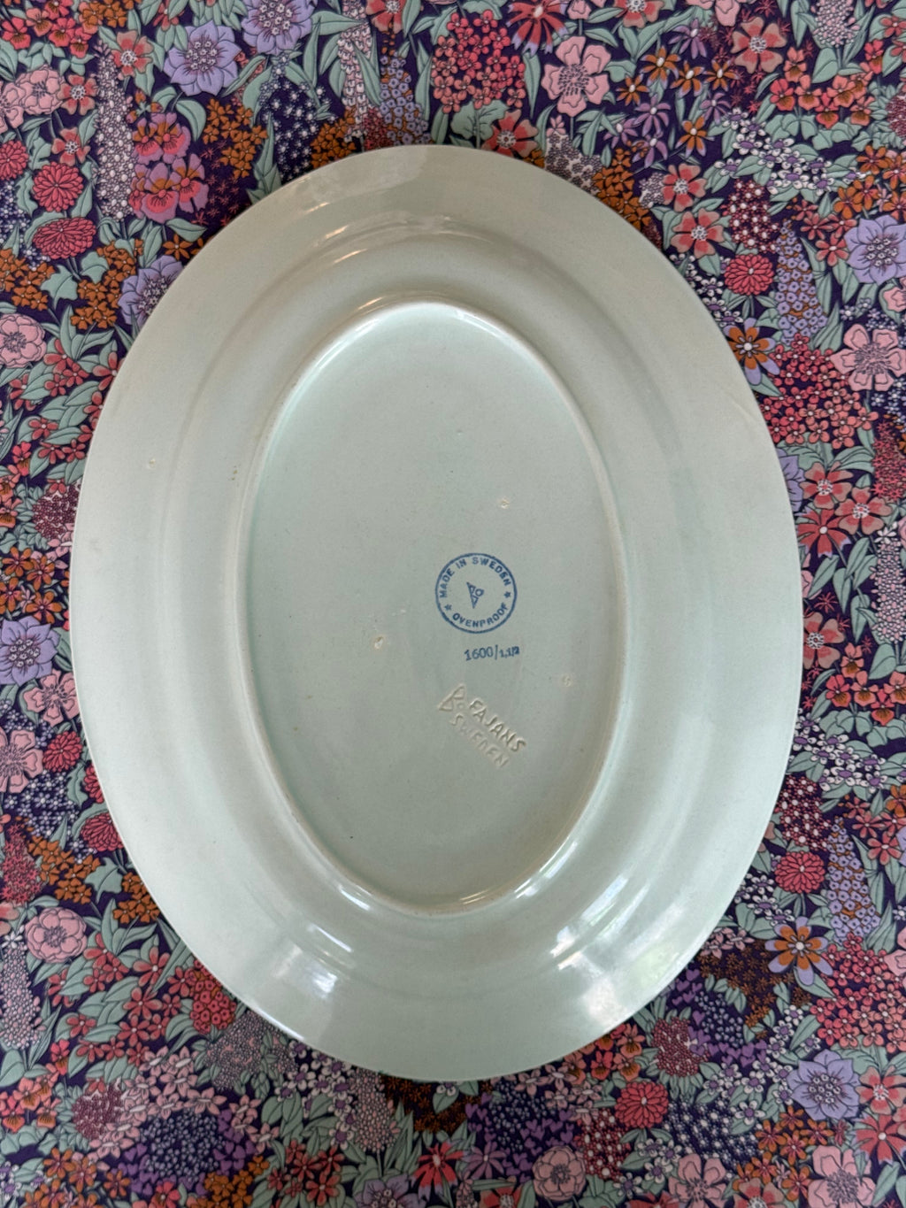 Serving plate, "Tuppservisen" by Bo Fajans
