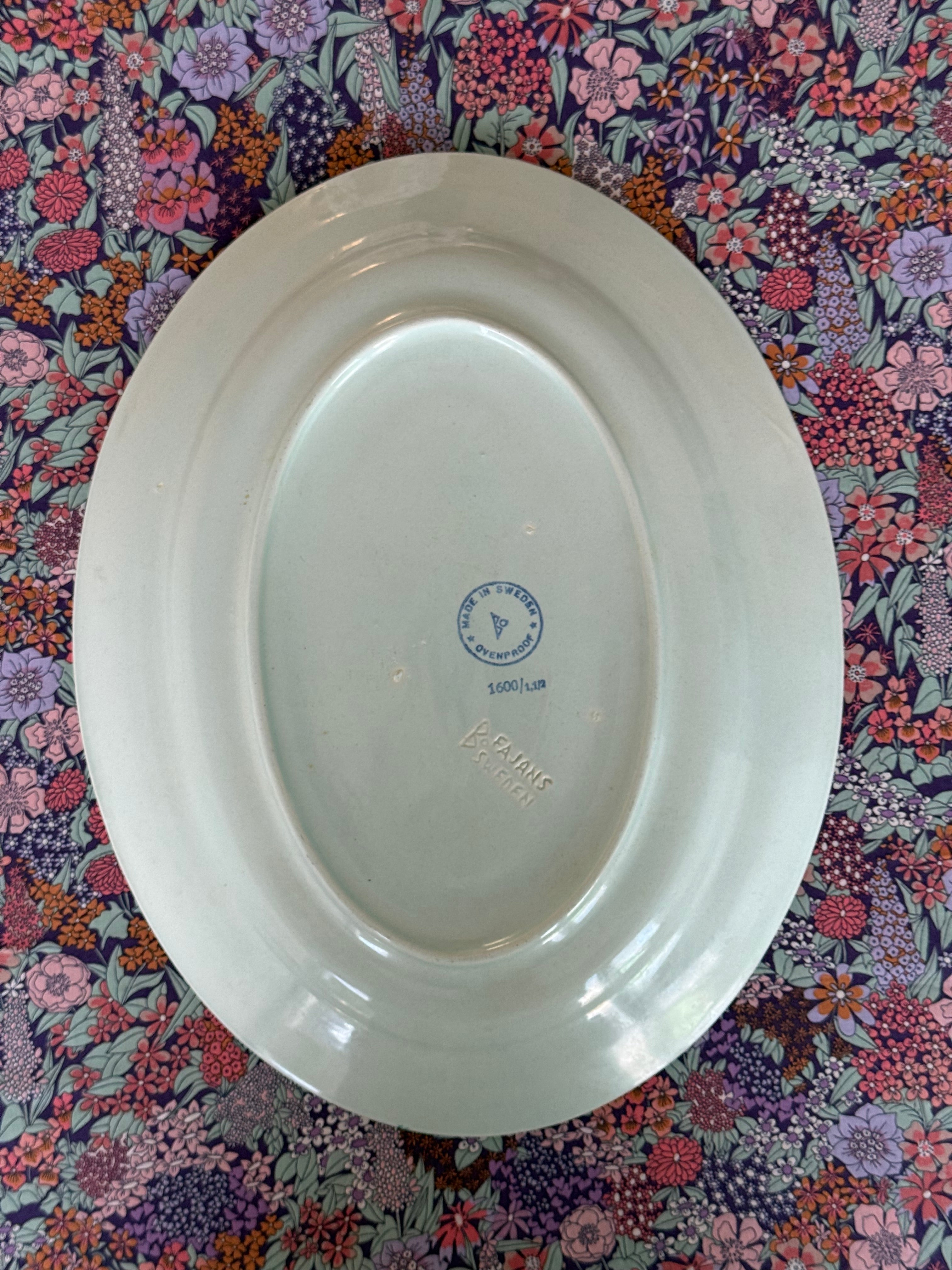 Serving plate, "Tuppservisen" by Bo Fajans