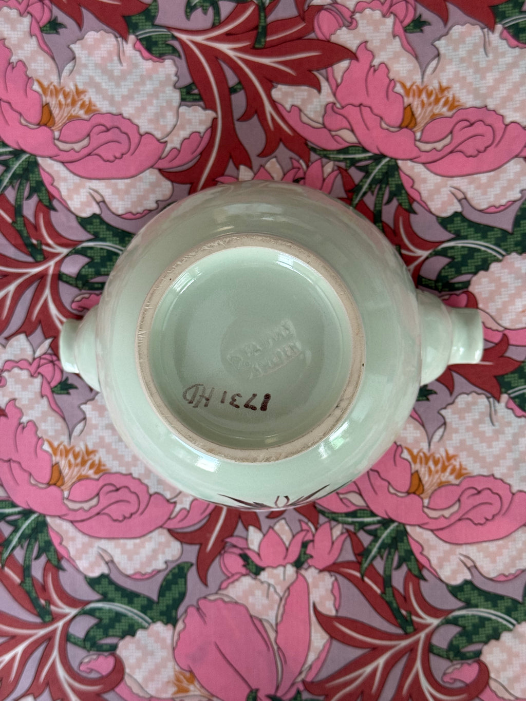 Small pot Bo Fajans