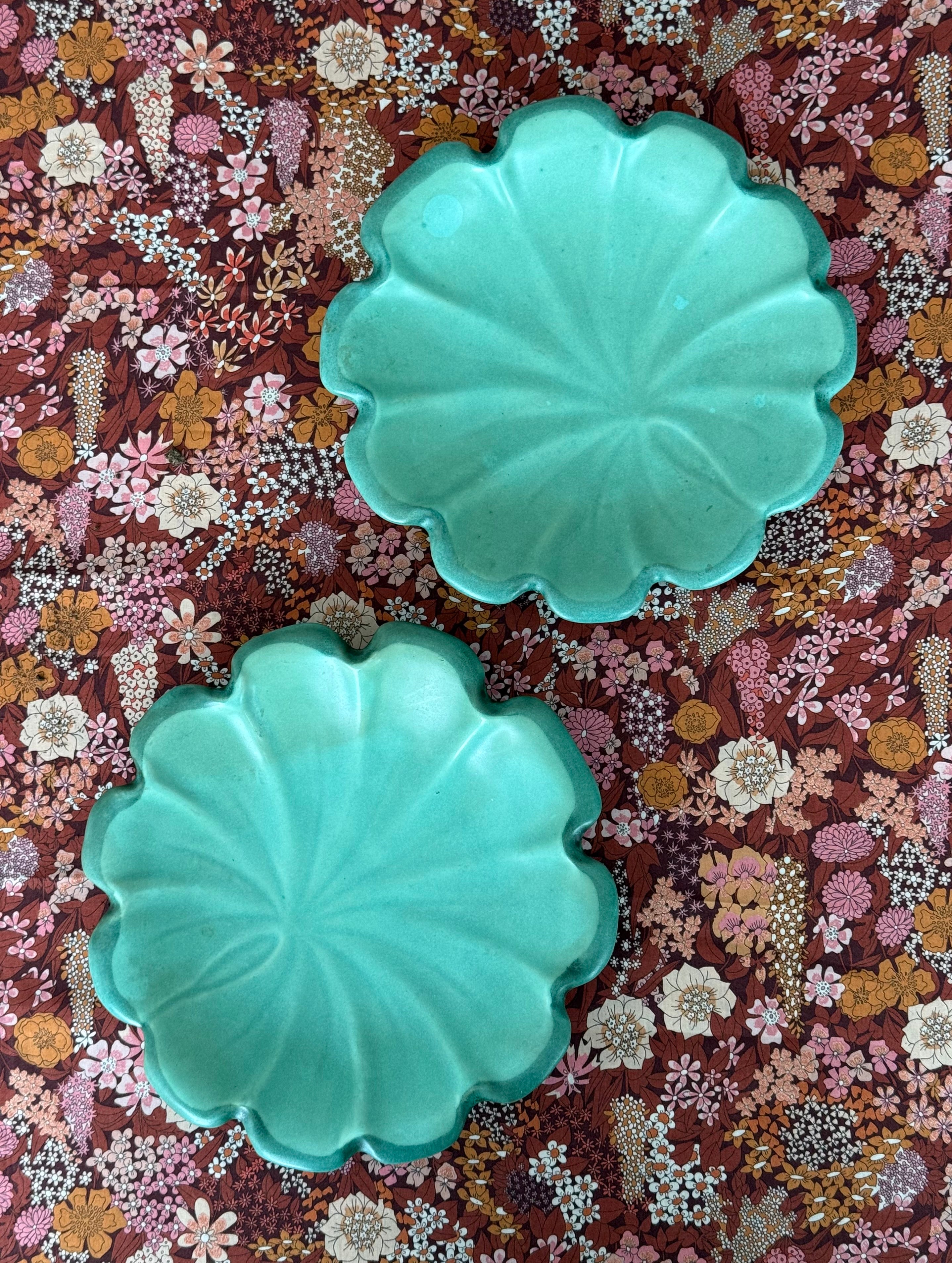 Leaf plates, Bo Fajans