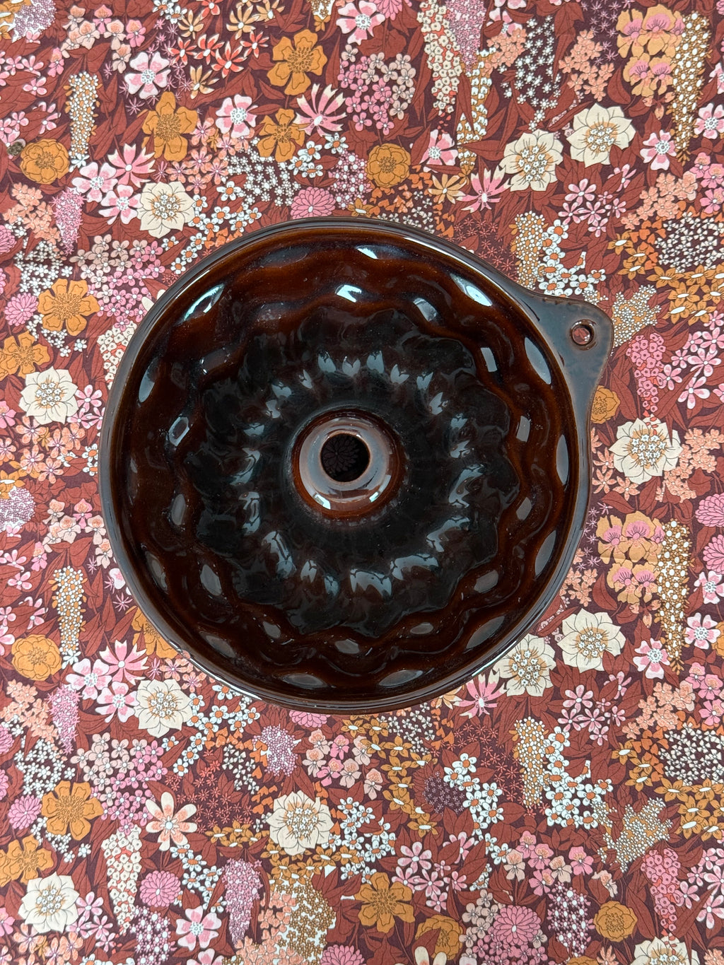 Porcelain baking tin