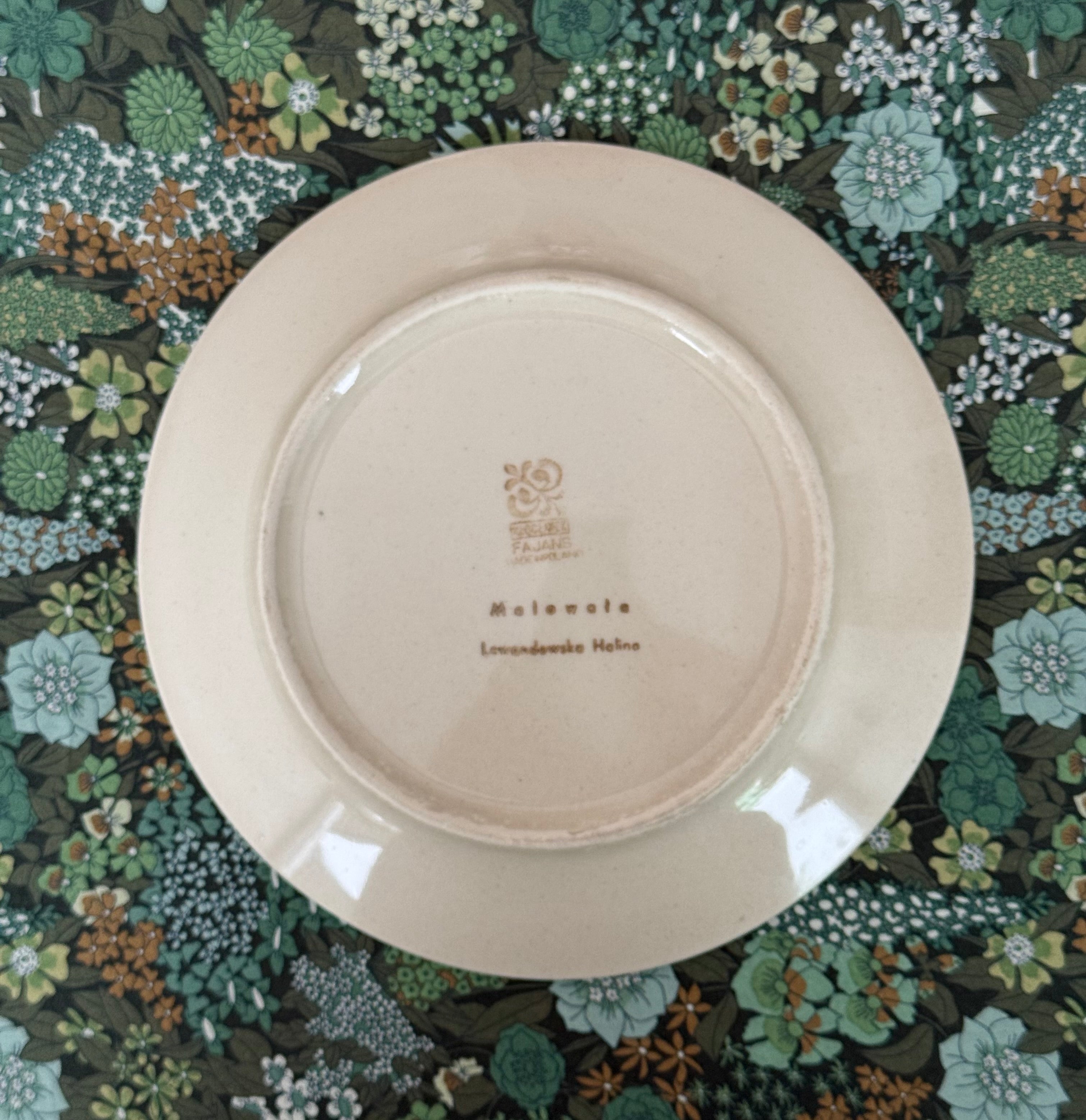 Six hand painted plates, Wloclawek Fajans