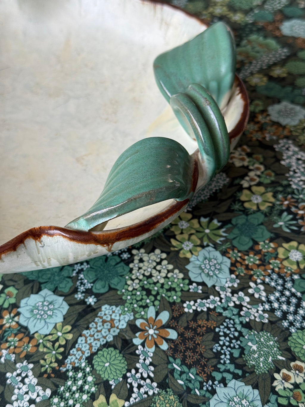 Fruit plate, Uppsala Ekeby by Anna Lisa Thomson