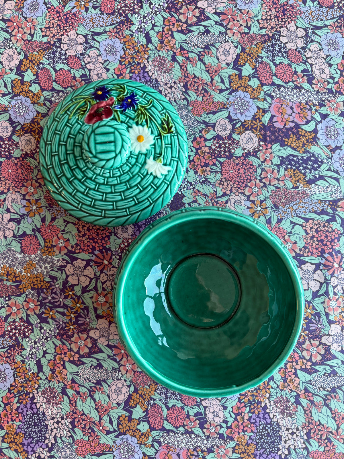 Vintage Majolica ceramic bowl, by Schramberg