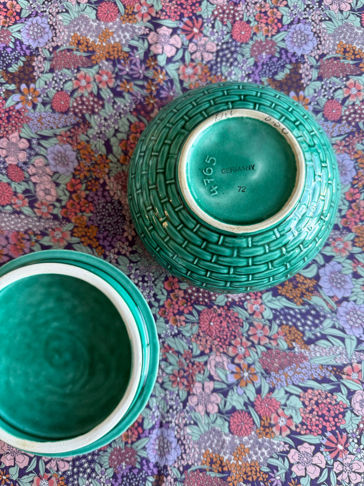 Vintage Majolica ceramic bowl, by Schramberg
