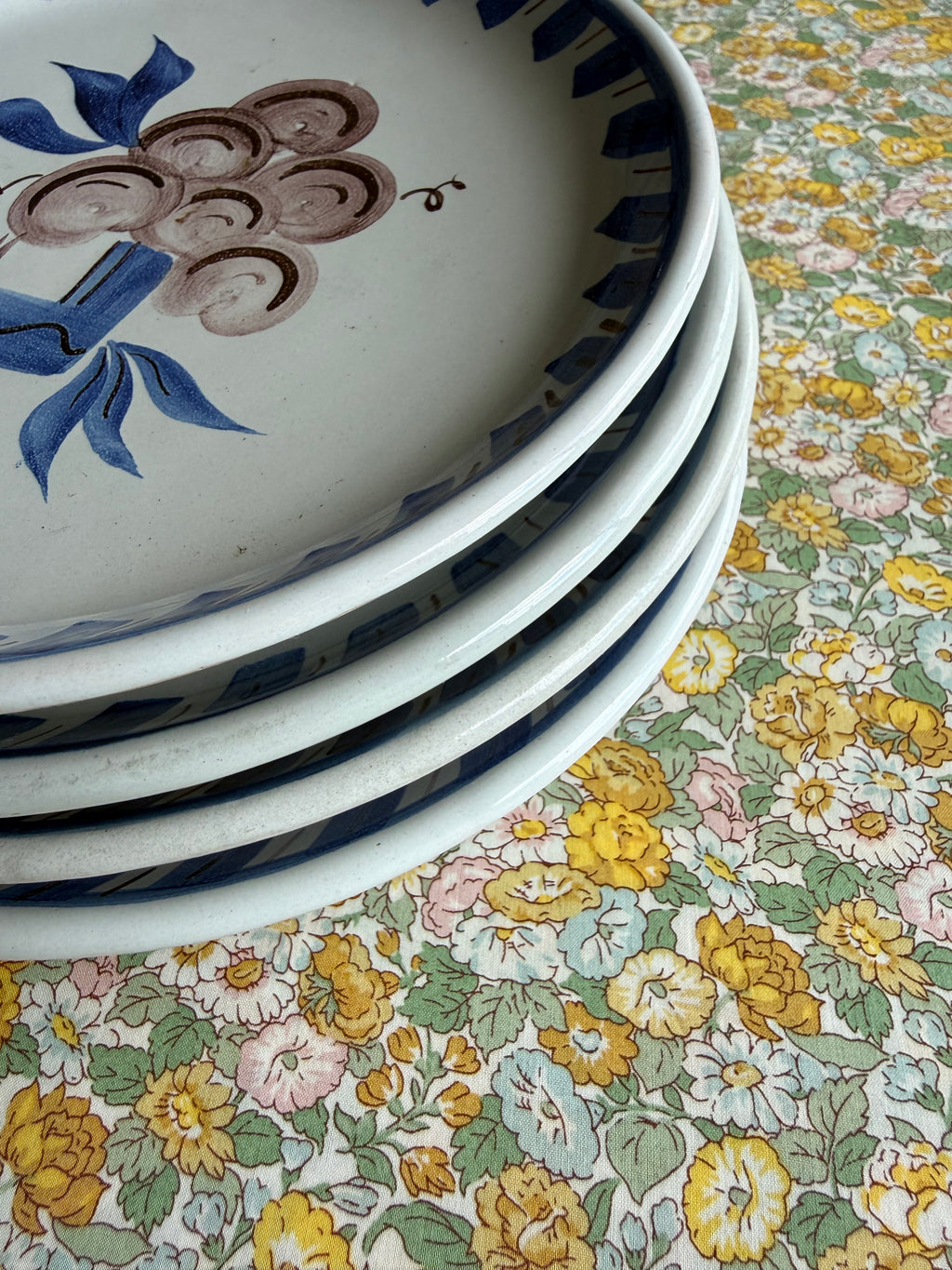 Four plates, Uppsala Ekeby by Anna-Lisa Thomson