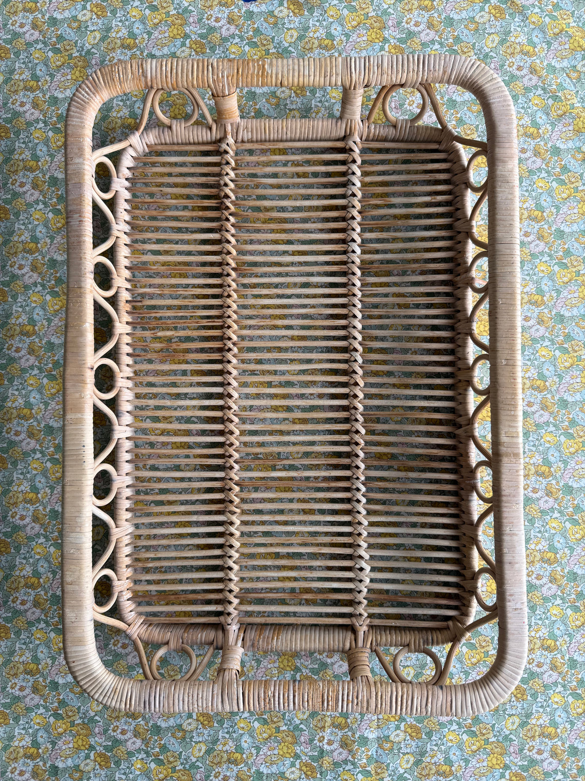 Vintage rattan serving tray